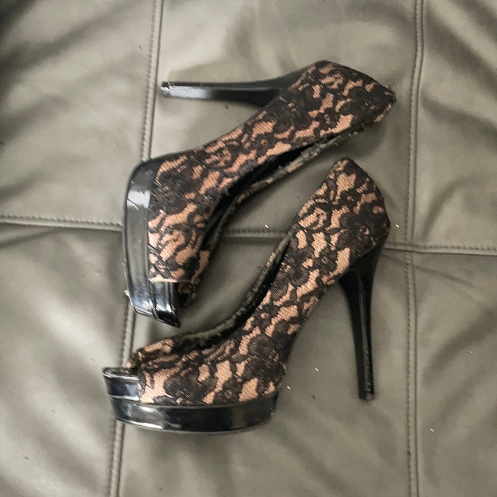 Lace high hills platform peekaboo tall